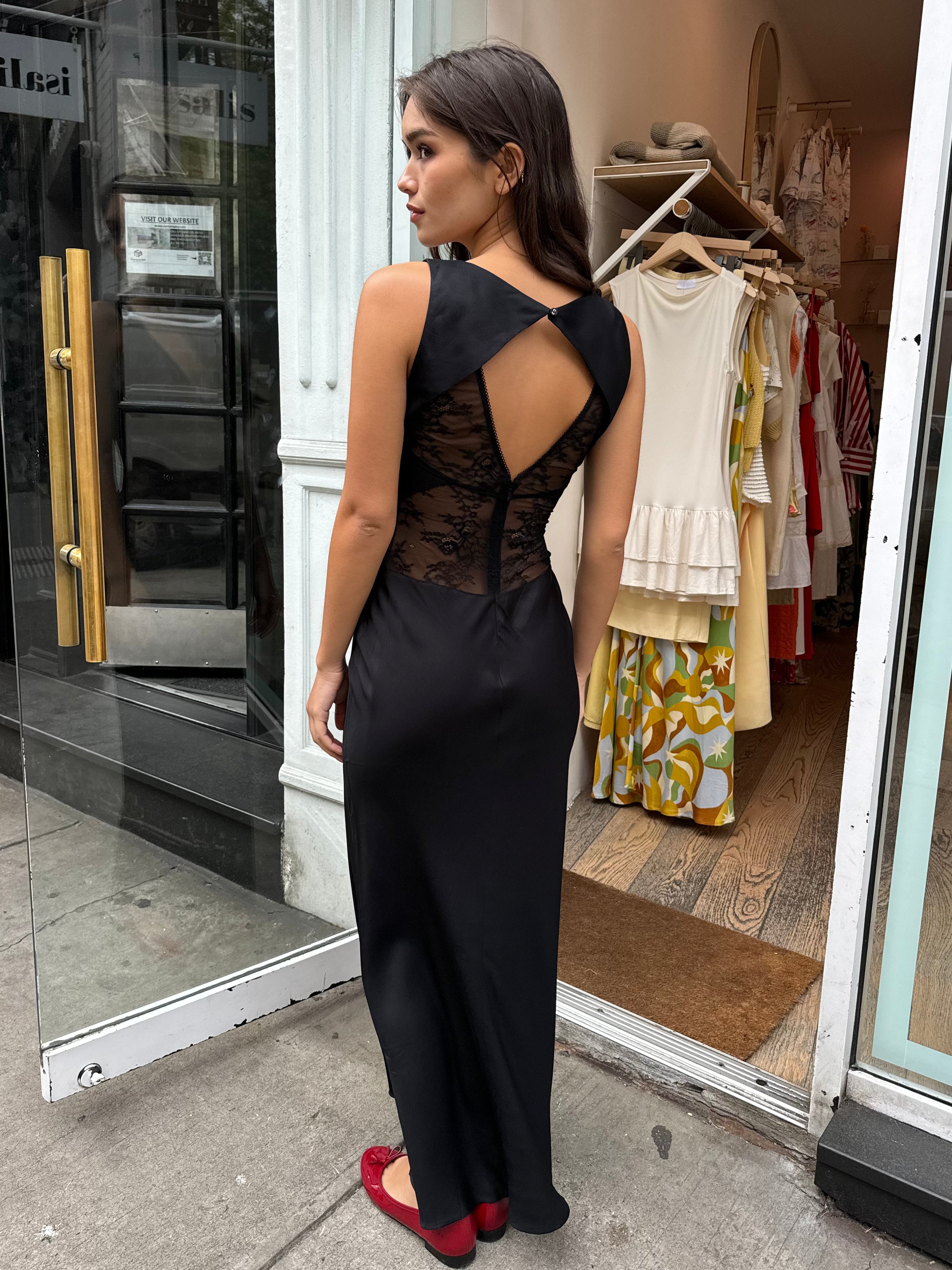 Premium Juliette V-Neck Maxi Dress - Ultimate Black Elegance