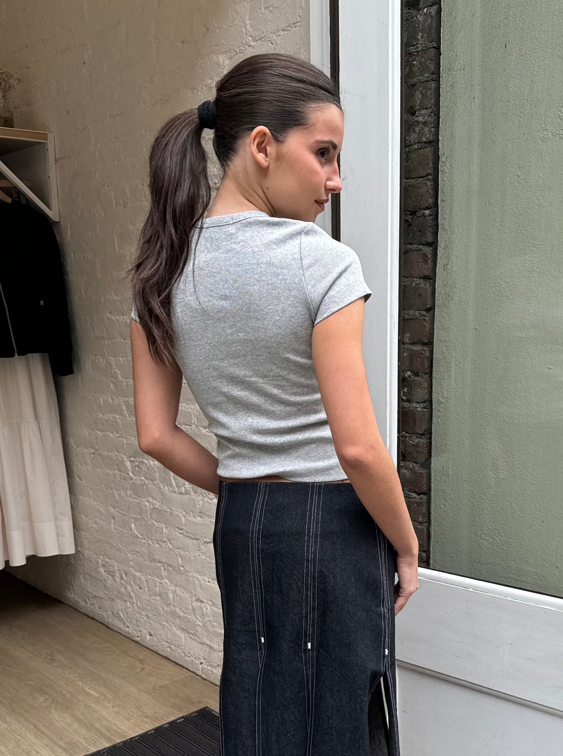 Premium Grant Ribbed Baby Tee - Ultimate Comfort in Heather Grey