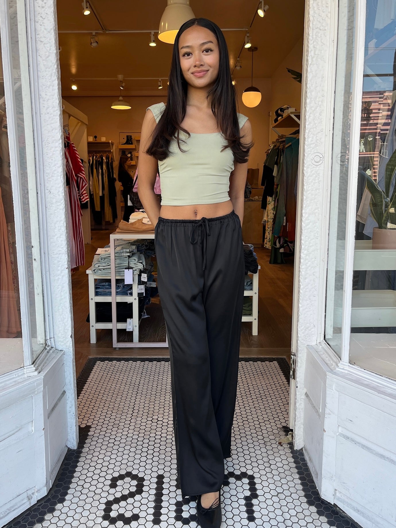 Premium Jenna Silky Pants - Ultimate Comfort in Black