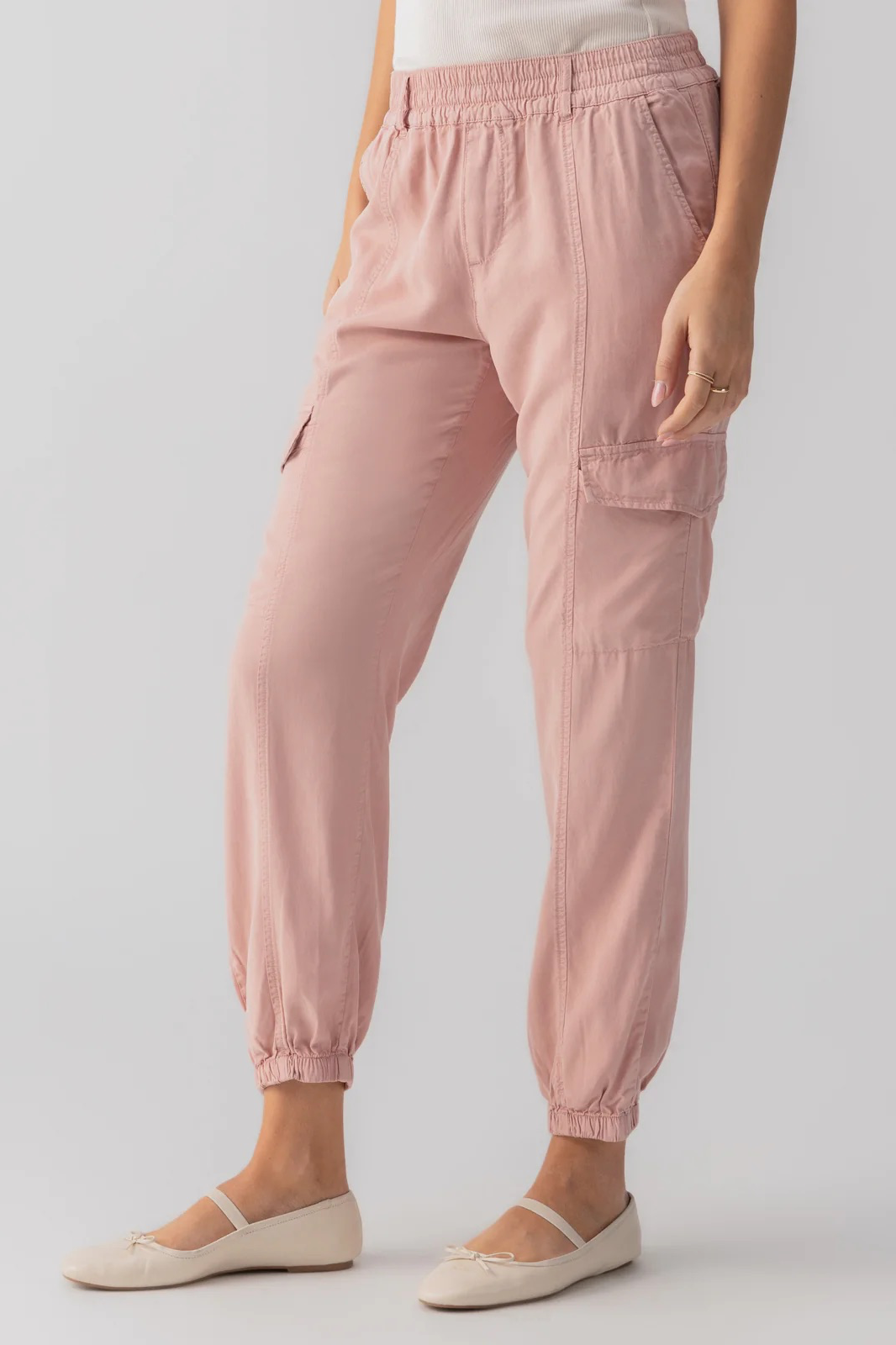 Ultimate Rebel Joggers - Relaxed Fit Cargo Pants