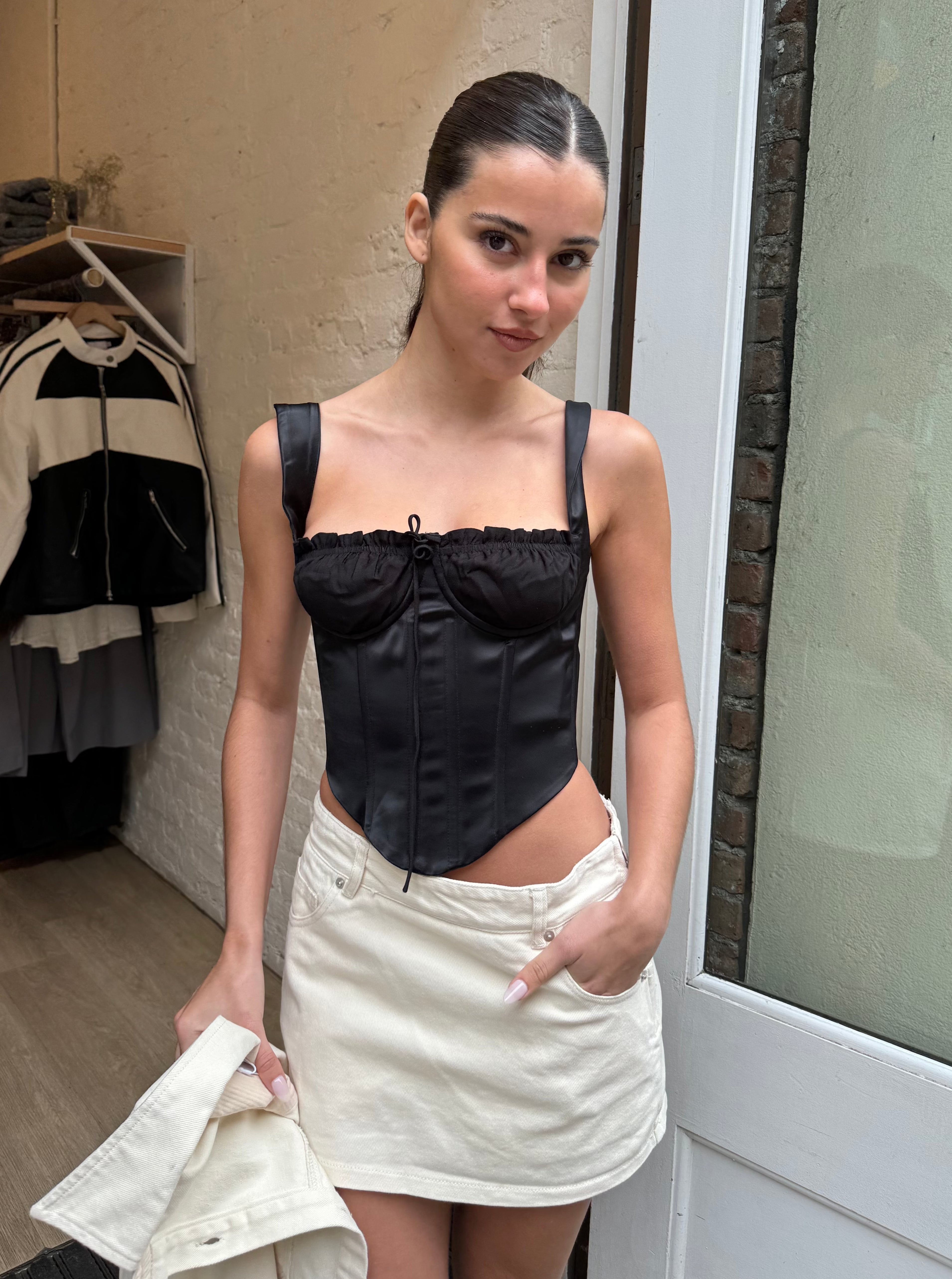 Premium Ruched Cup Bustier - Ultimate Black Elegance