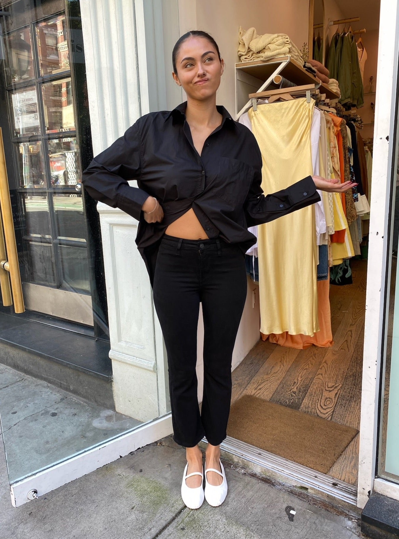 Premium Isola Crop Jeans with Welt in Plush Black