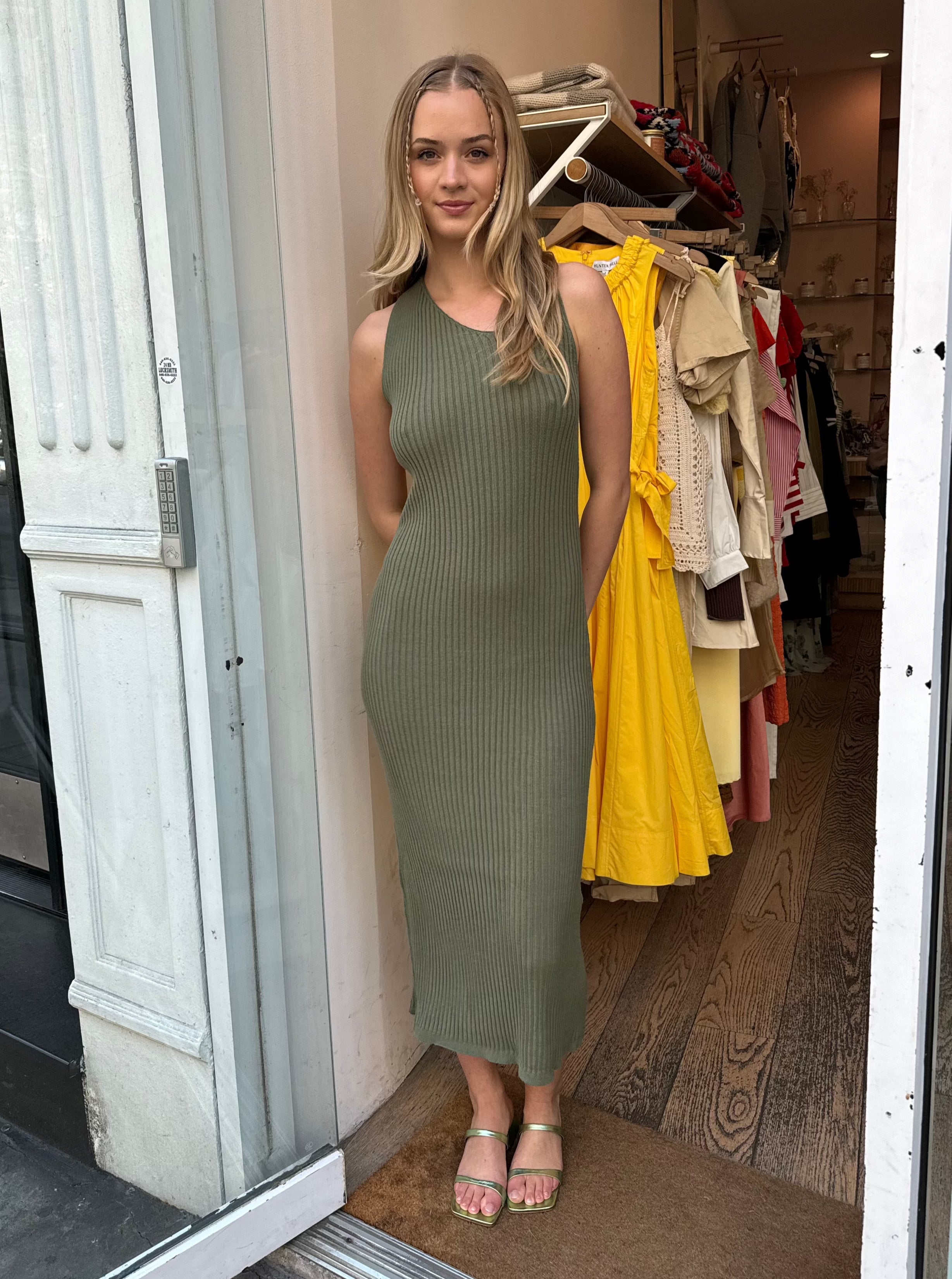 Premium Chelia Dress in Emerald Green