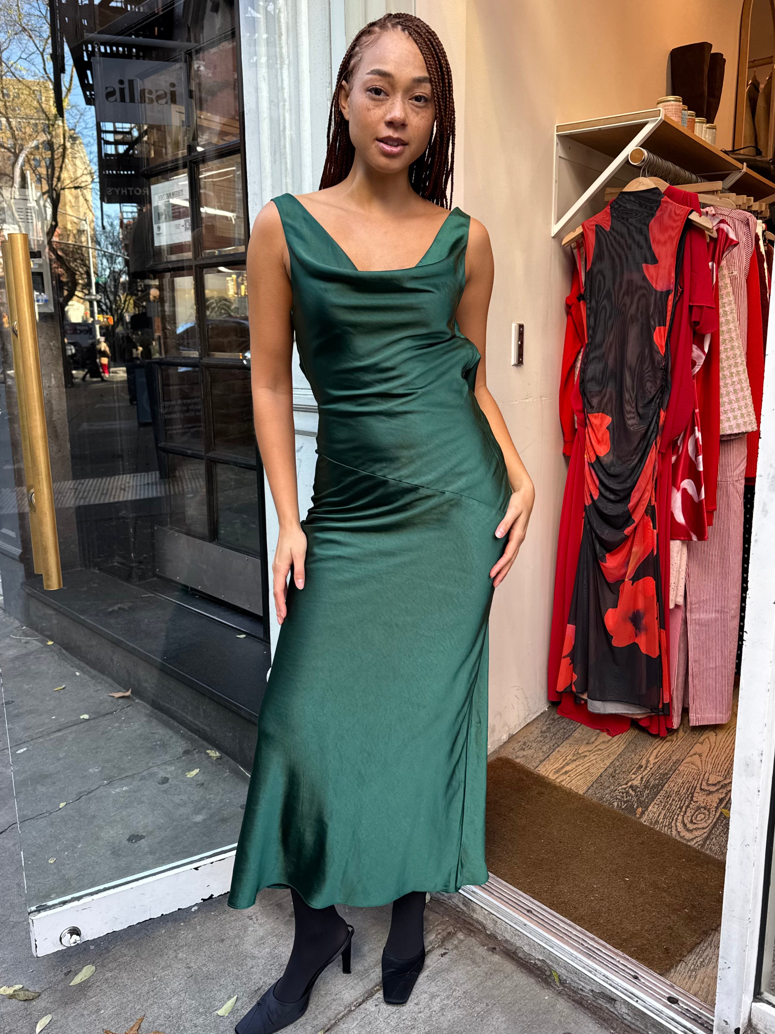 Premium Fiora Dress in Fir - Ultimate Elegance