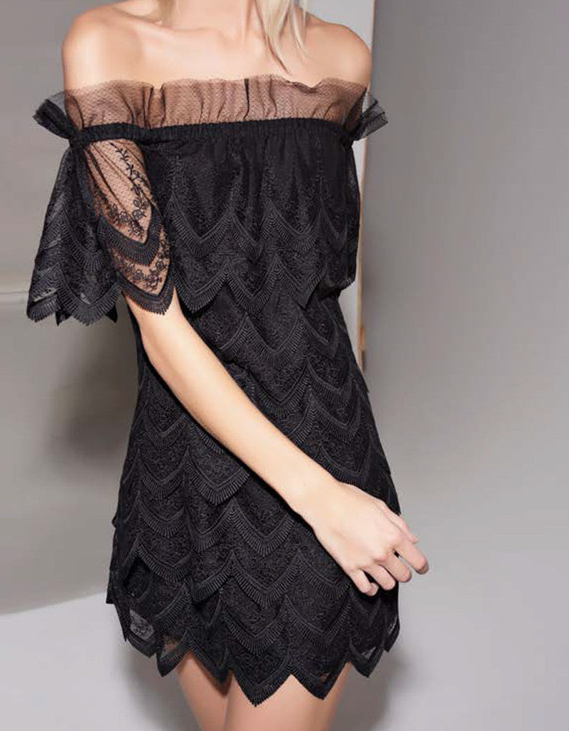 Premium Alexis Ali Off-the-Shoulder Black Lace Dress