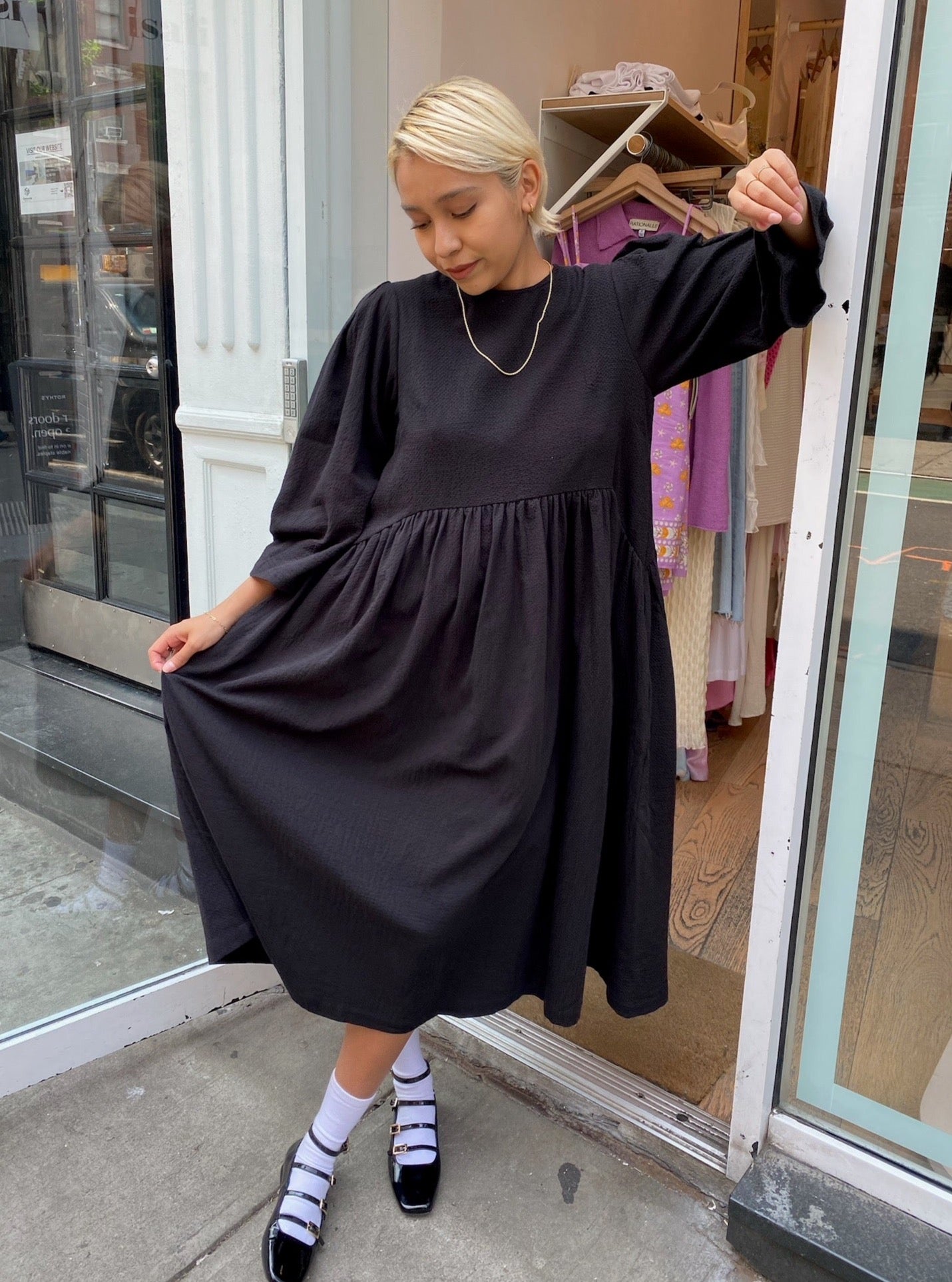 Ultimate Spring Garden Dress - Sleek Black