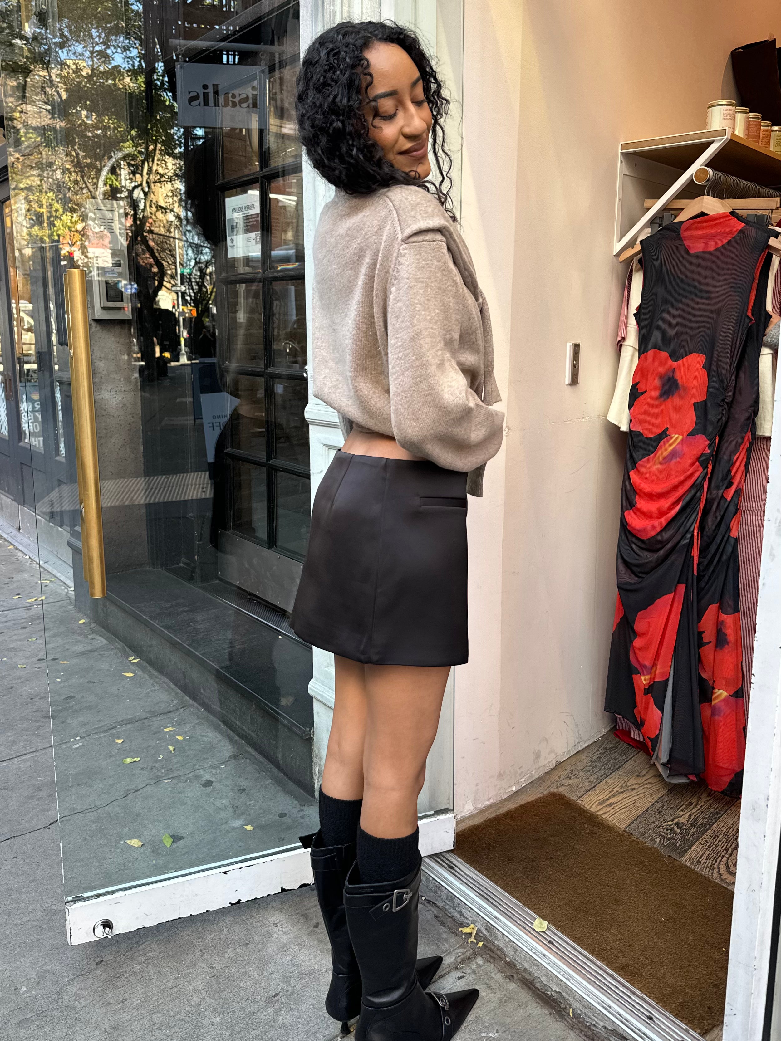 Premium Black Janessa Skirt - Ultimate Style & Comfort