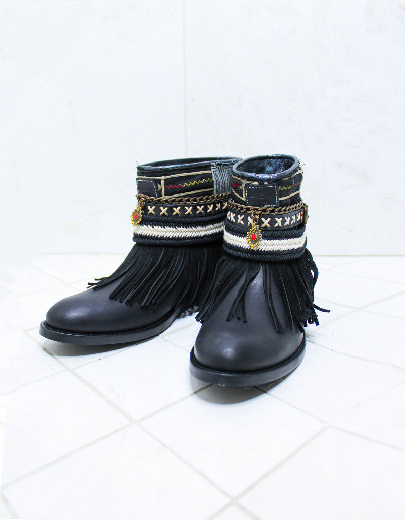 Premium Handmade Boho Boots in Black | Size 40 | Unique & Customizable